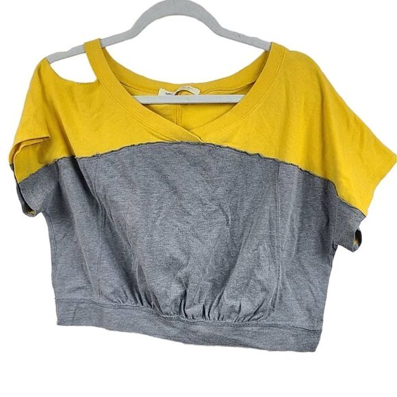 Free People Field Goal Colorblocked Cold shoulder Crop Cutout Top Gray/Yellow - Picture 1 of 7